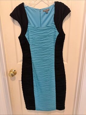 Roz & Ali Dress